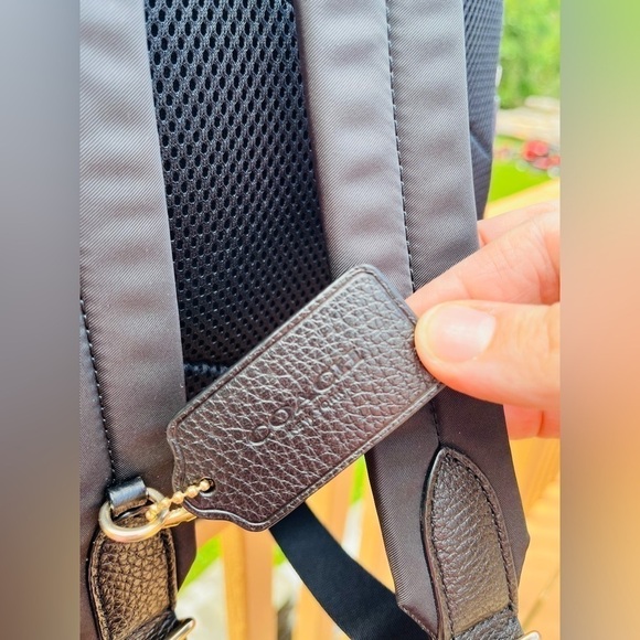 Coach Signature Brown Black Pebble Leather Backpack NWT​ - Picture 6 of 7